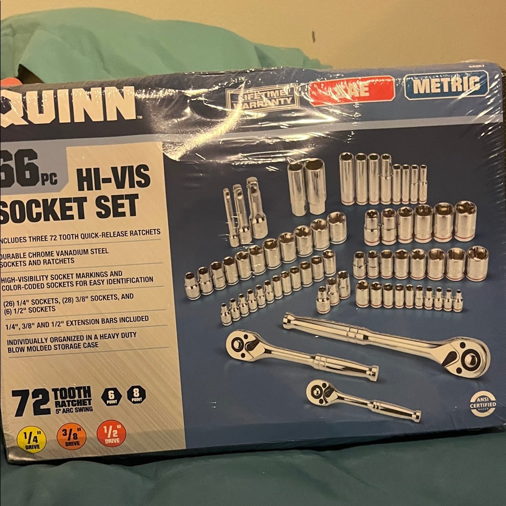 Quinn 66-Piece Hi-Vis Socket Set